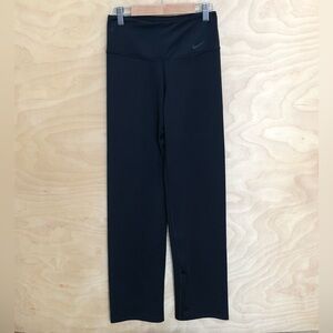 Nike Straight Leggings Black Waist Pocket Stretch Womens SP.